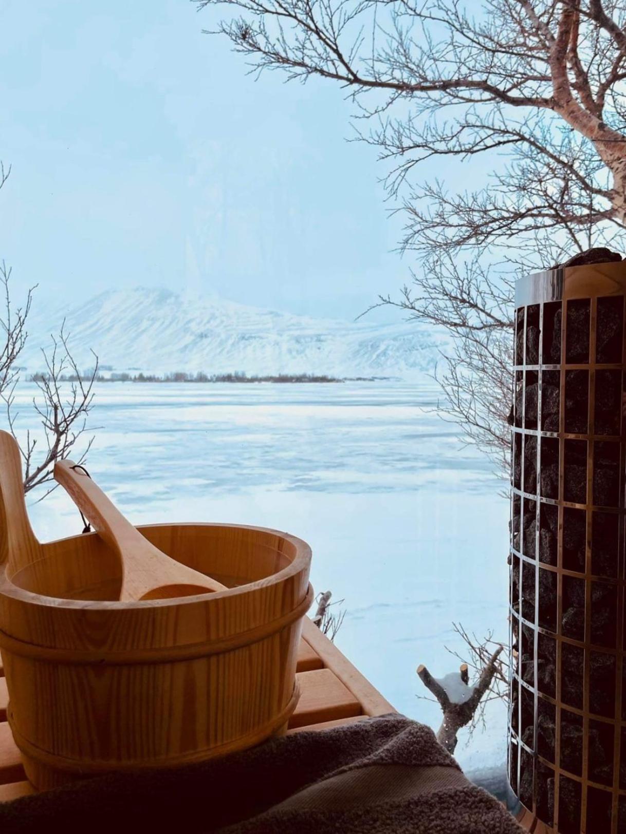 Cosy Lakeview Cabin 45 Minutes From Reykjavik モスフェットルスバイル エクステリア 写真