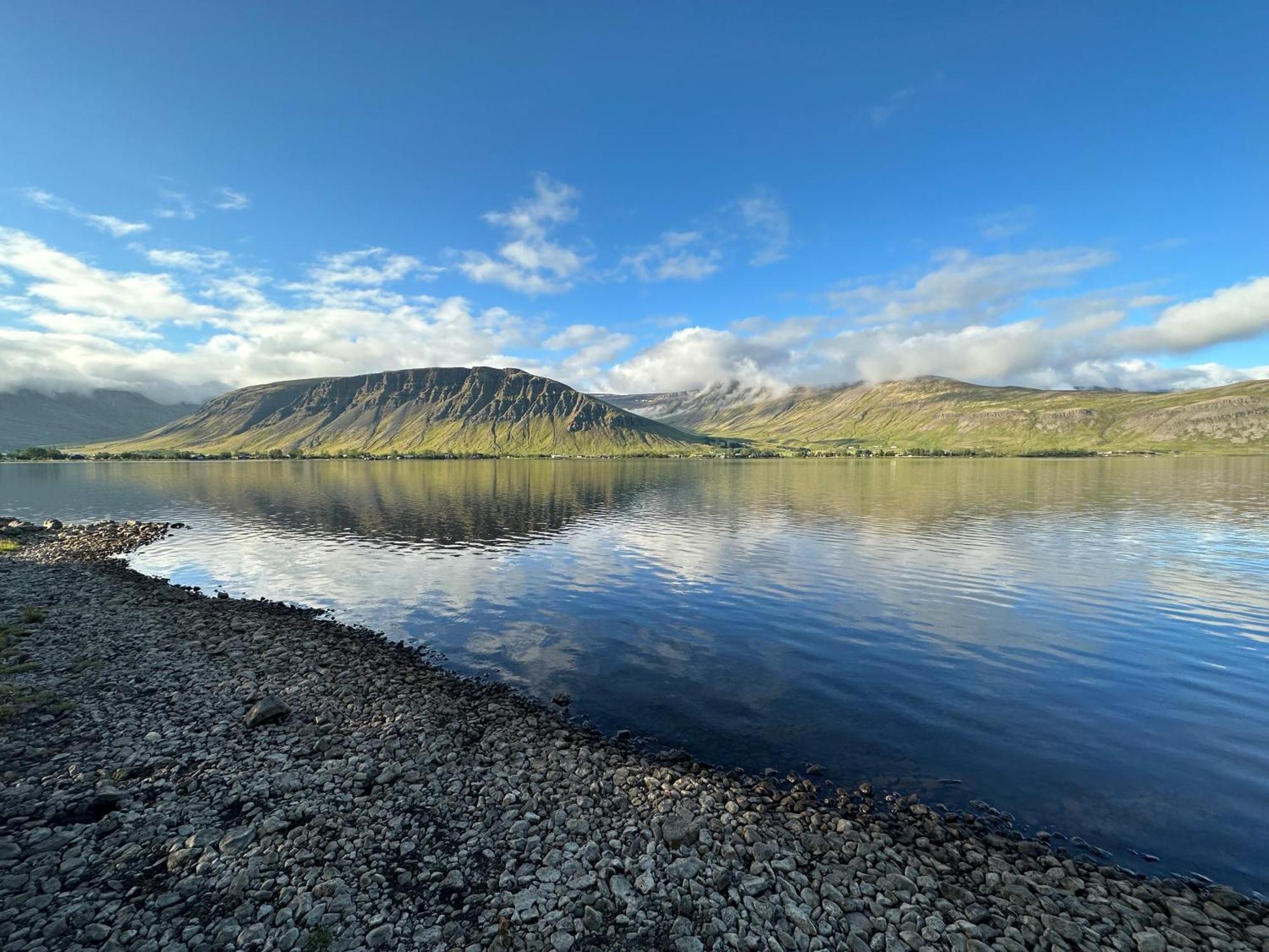 Cosy Lakeview Cabin 45 Minutes From Reykjavik モスフェットルスバイル エクステリア 写真