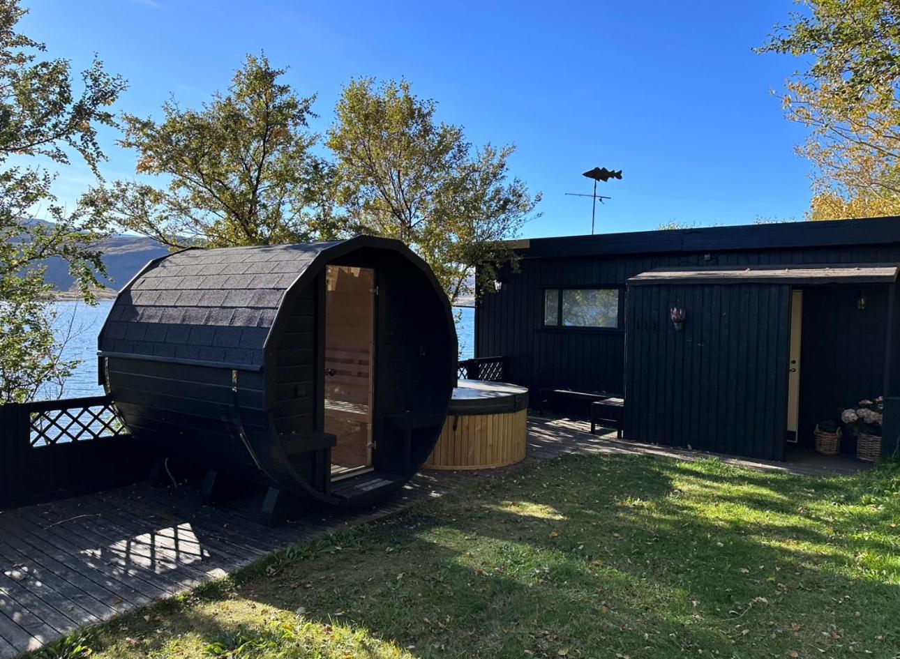 Cosy Lakeview Cabin 45 Minutes From Reykjavik モスフェットルスバイル エクステリア 写真